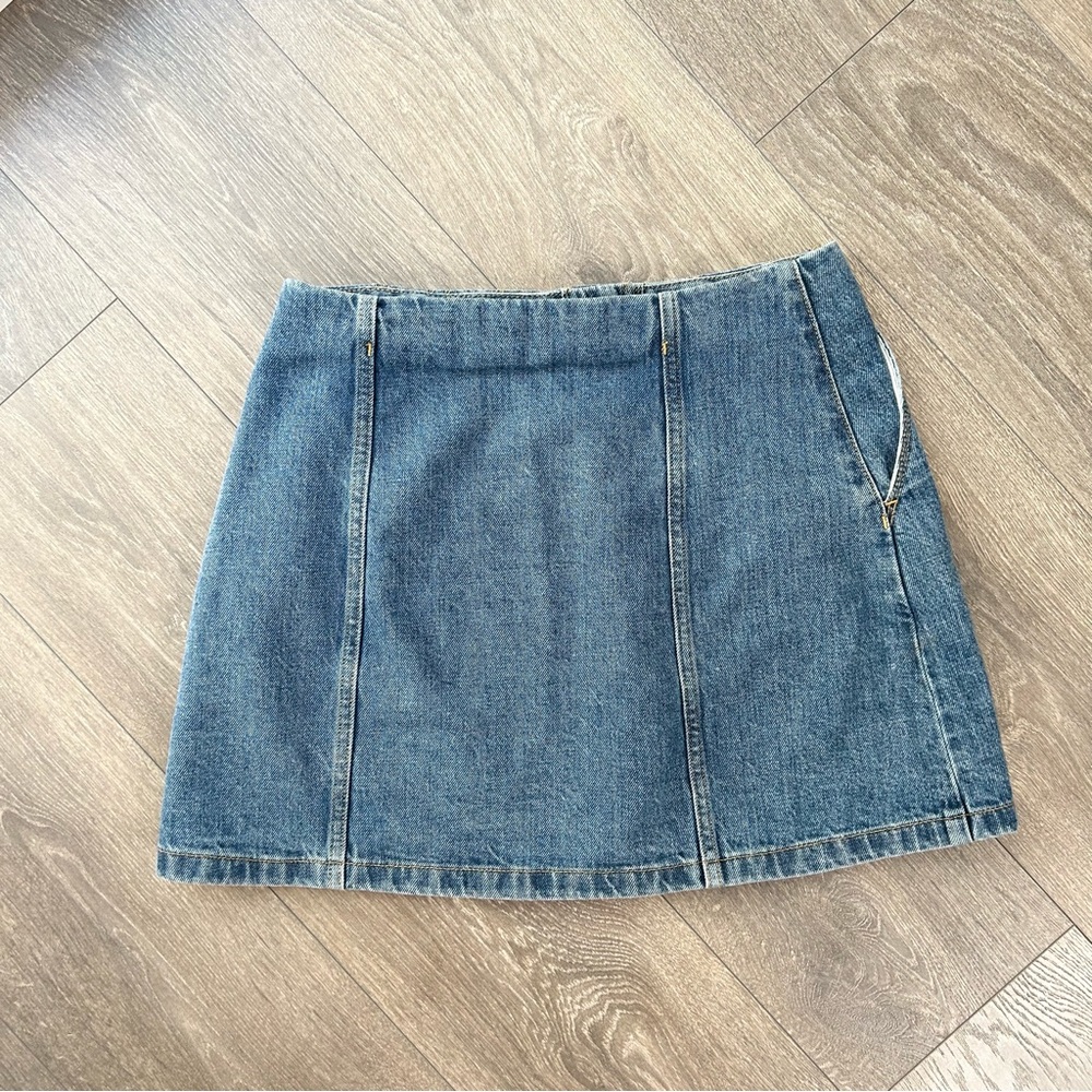 Aritzia Wilfred Free Ahrens Denim Mini Skirt Medium Wash Blue Size 6 - Picture 8 of 8